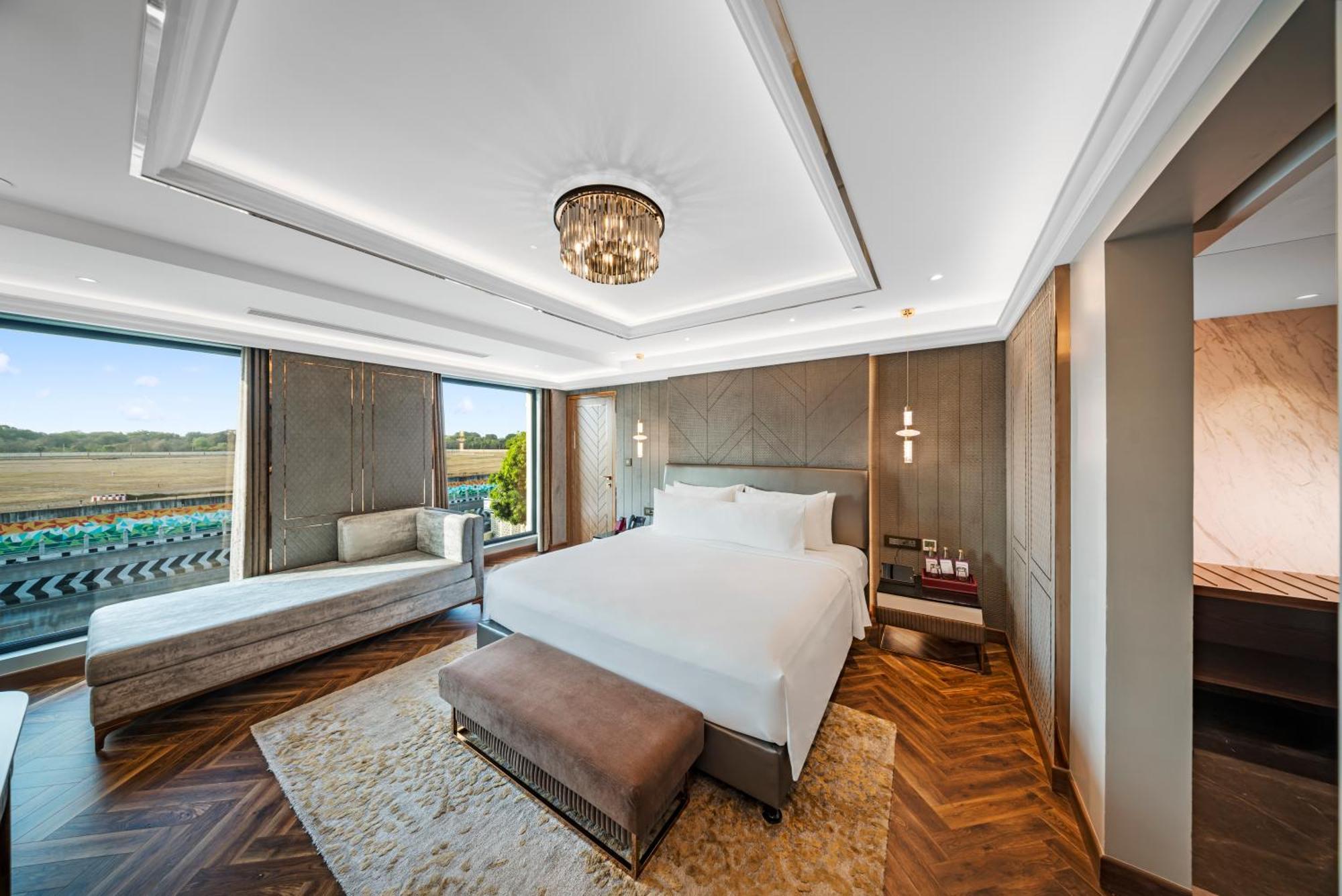 Radisson Blu & Grt 5* Chennai